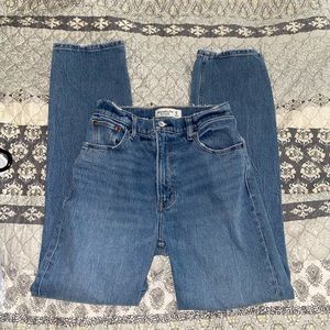 90’s Straight Leg Ultra High Rise Jeans from Abercrombie!